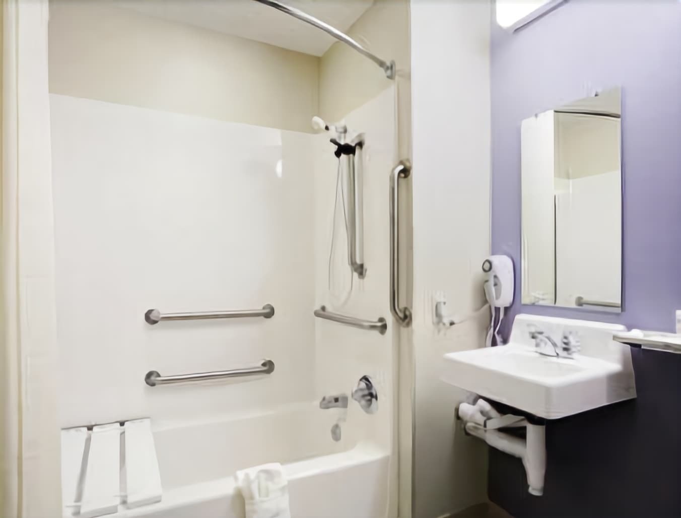 Microtel Inn & Suites By Wyndham Hazelton/Bruceton Mills Quarto foto